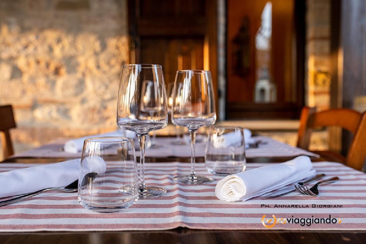 Locanda Del Castello Frontone Ngoại thất bức ảnh