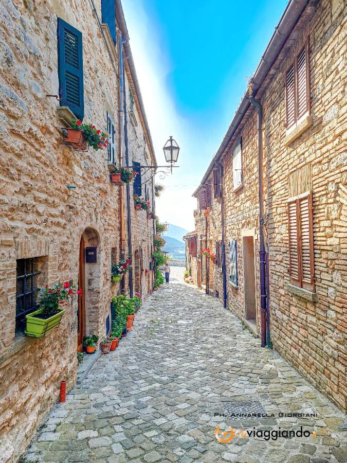 Locanda Del Castello Frontone Ngoại thất bức ảnh